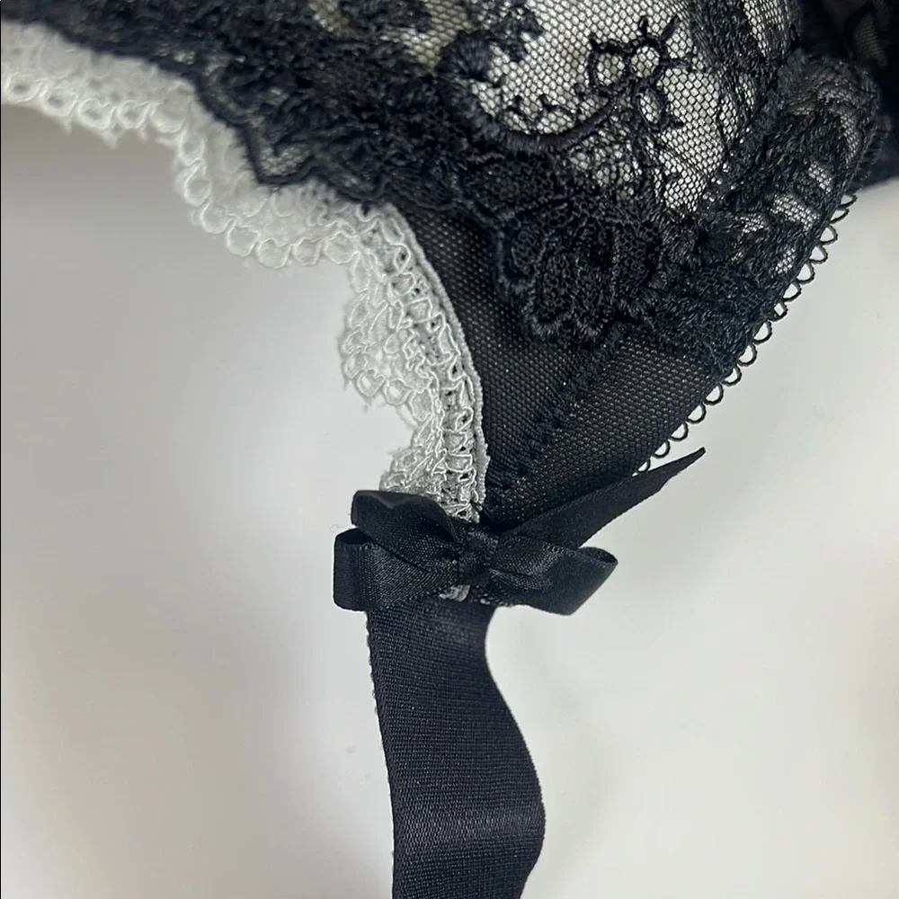 Perfect Black Lace Bra With Wires and Push Up